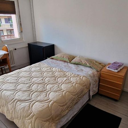 Chambre Double Privee, Appartement Partage Annemasse Bagian luar foto